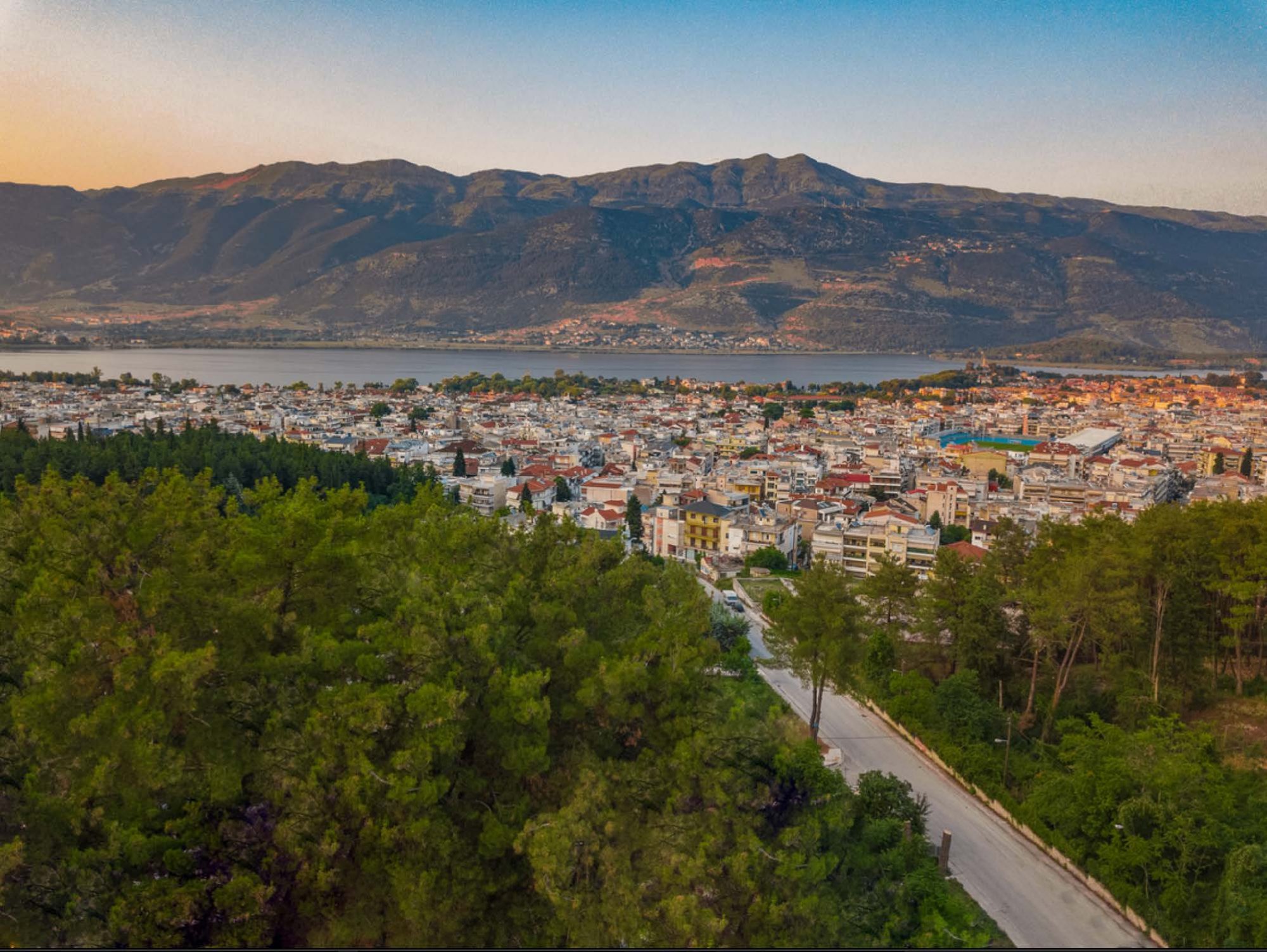 TAKE A TOUR TO THE CITY OF IOANNINA