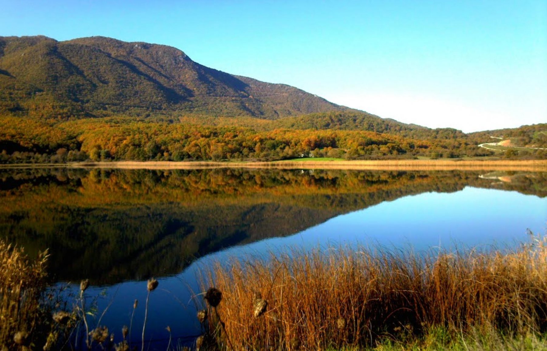 LAKE ZARAVINA... THE LEGENDARY BOTTOMLESS LAKE...