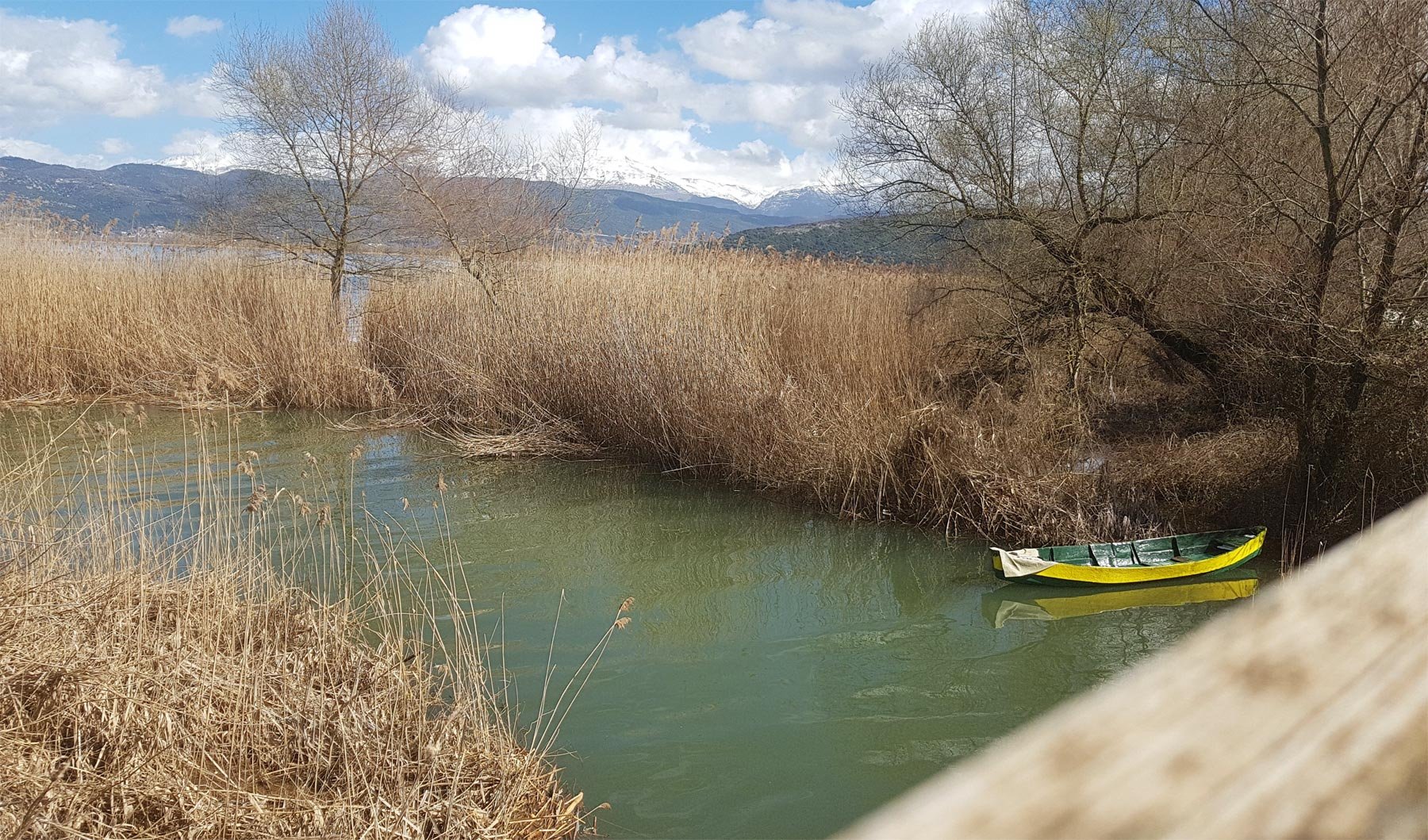 A STROLL IN “GEFIRAKIA” AT LAKE PAMVOTIDA